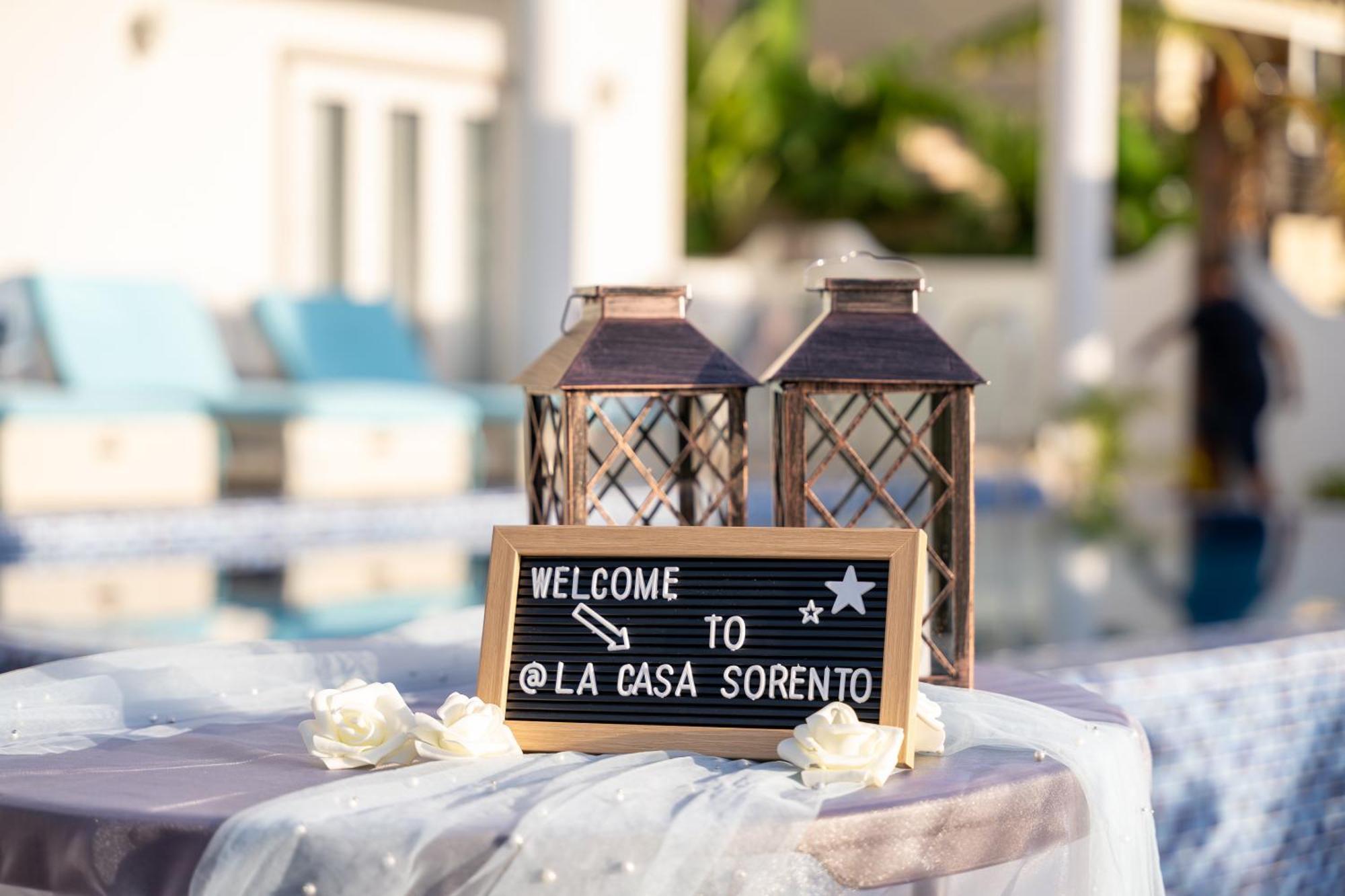 La Casa Sorento วิกตอเรีย ภายนอก รูปภาพ